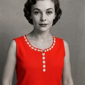 1950's Vintage Red Top with White Floral Embroidery Size L